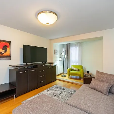 Charming Center By Polo Apartment *