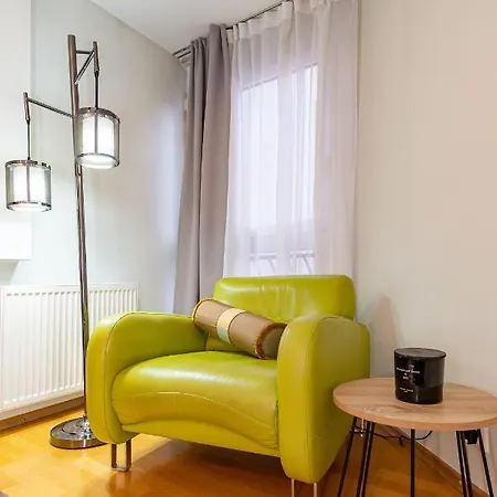 Charming Center By Polo Apartment *